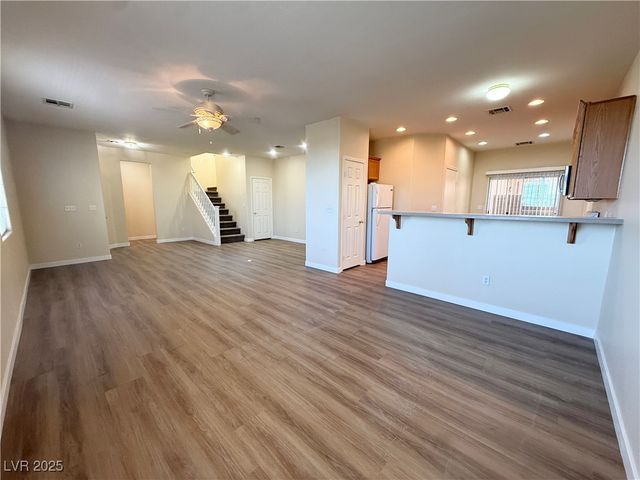 4074 Sparrow Rock Street, Las Vegas, NV 89129