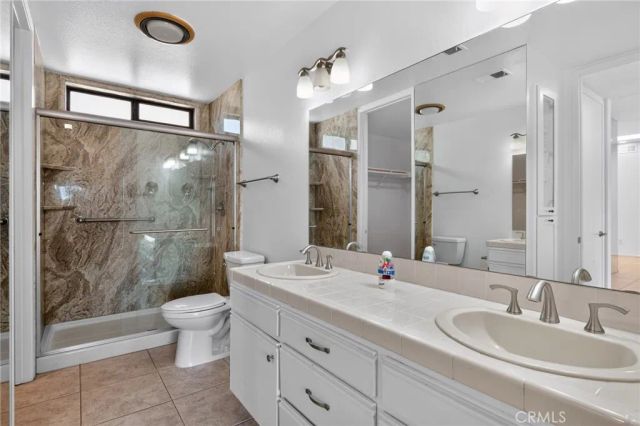 28862 Isleta Court, Cathedral City, CA 92234