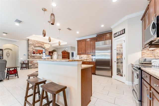 2226 VALTERRA VISTA WAY, Valrico, FL 33594