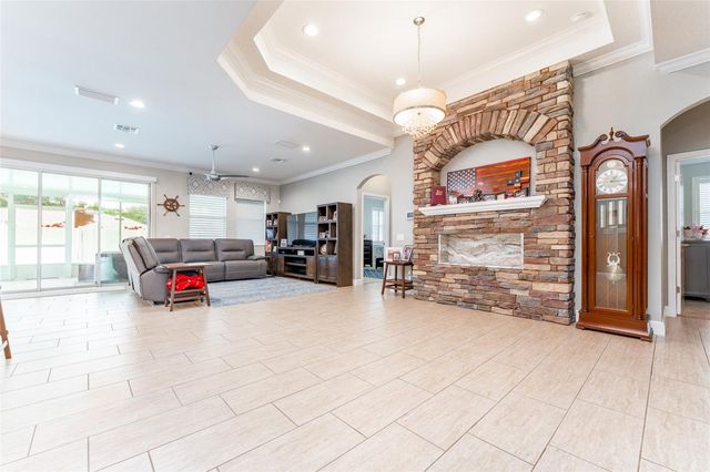 2226 VALTERRA VISTA WAY, Valrico, FL 33594