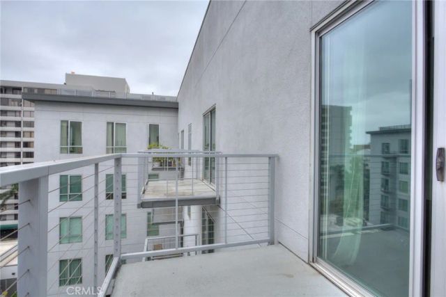 645 W 9th 742, Los Angeles, CA 90015