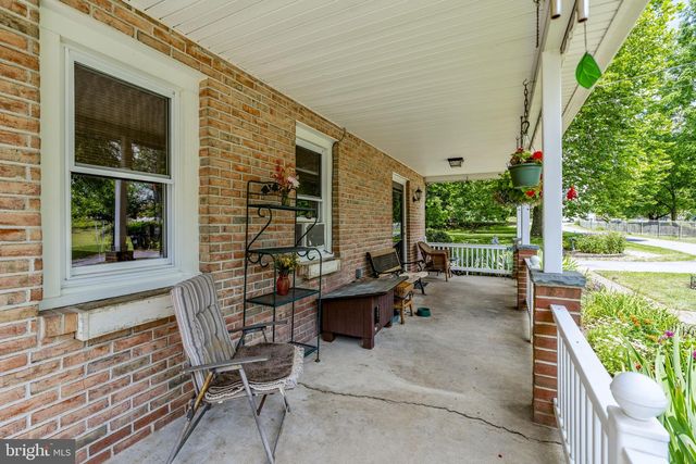 108 S 6TH ST, Denver, PA 17517