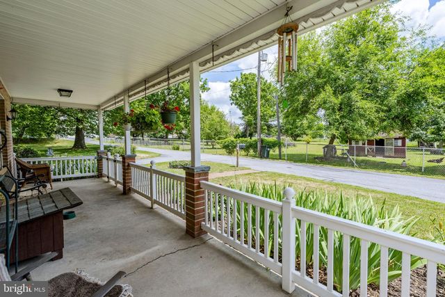 108 S 6TH ST, Denver, PA 17517
