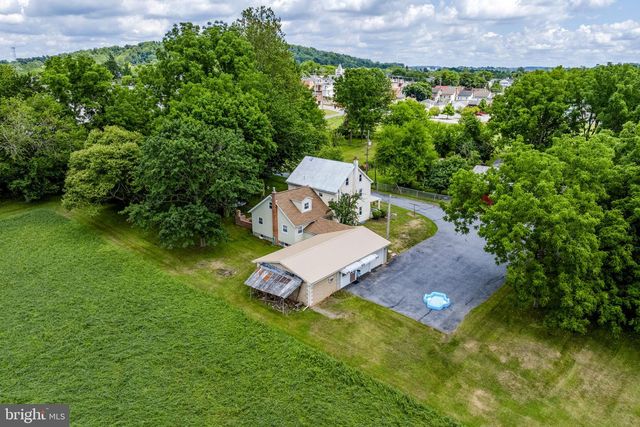 108 S 6TH ST, Denver, PA 17517