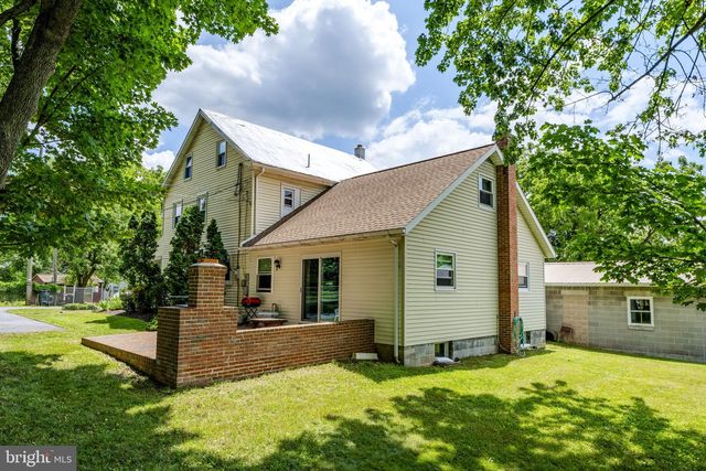 108 S 6TH ST, Denver, PA 17517