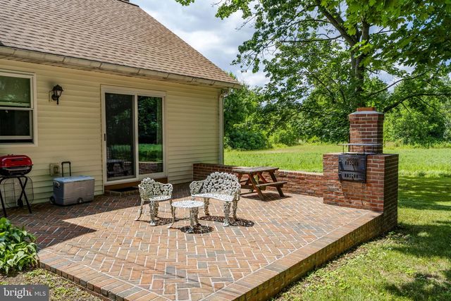 108 S 6TH ST, Denver, PA 17517