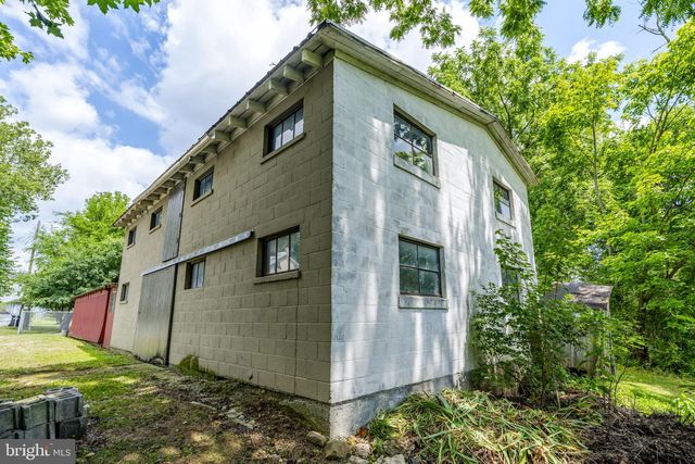 108 S 6TH ST, Denver, PA 17517