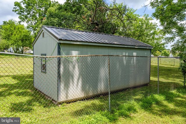 108 S 6TH ST, Denver, PA 17517