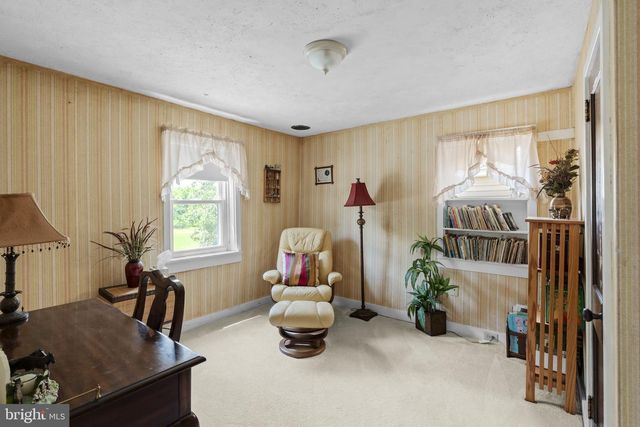 108 S 6TH ST, Denver, PA 17517