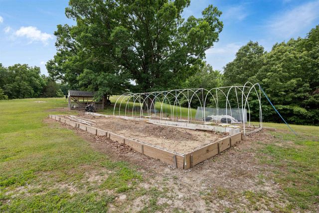 6053 N Central Avenue, Batesville, AR 72501