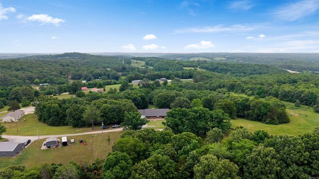 6053 N Central Avenue, Batesville, AR 72501