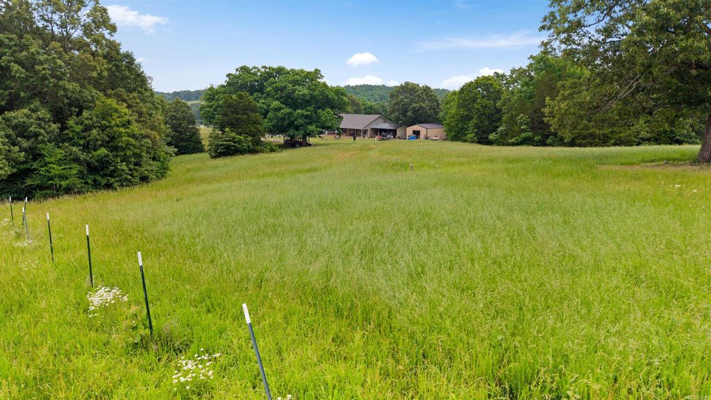 6053 N Central Avenue, Batesville, AR 72501