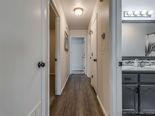 1618 E Denton Avenue, Sapulpa, OK 74066