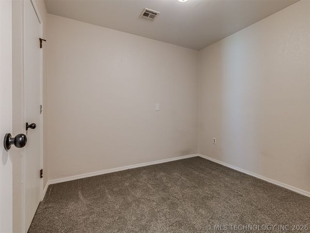 1618 E Denton Avenue, Sapulpa, OK 74066