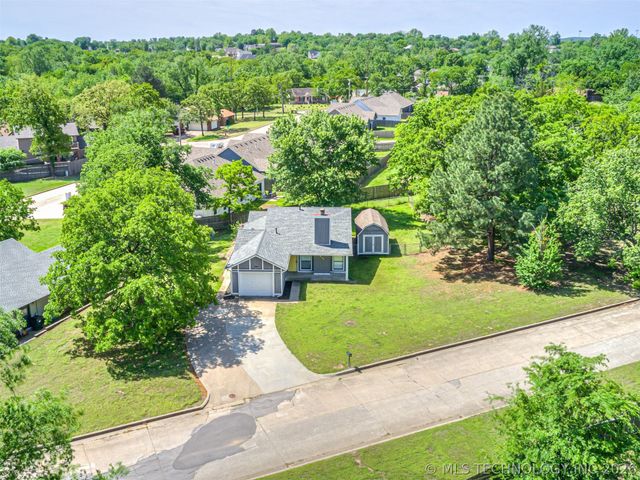 1618 E Denton Avenue, Sapulpa, OK 74066