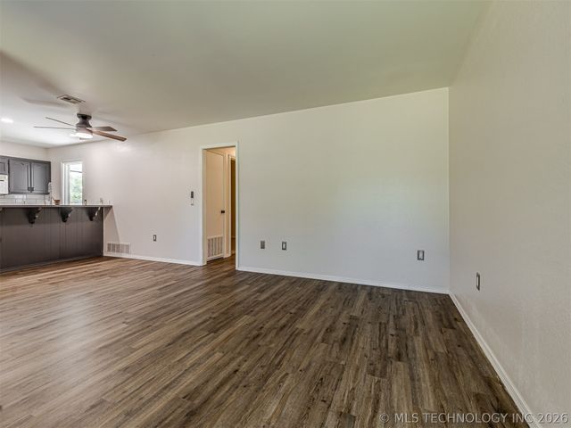 1618 E Denton Avenue, Sapulpa, OK 74066