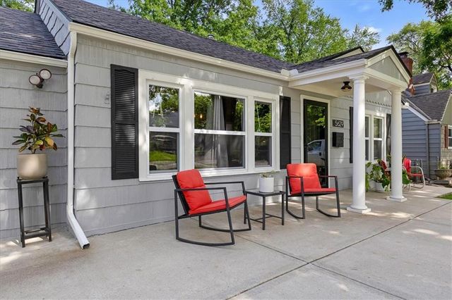 5629 Reeds Road, Mission, KS 66202