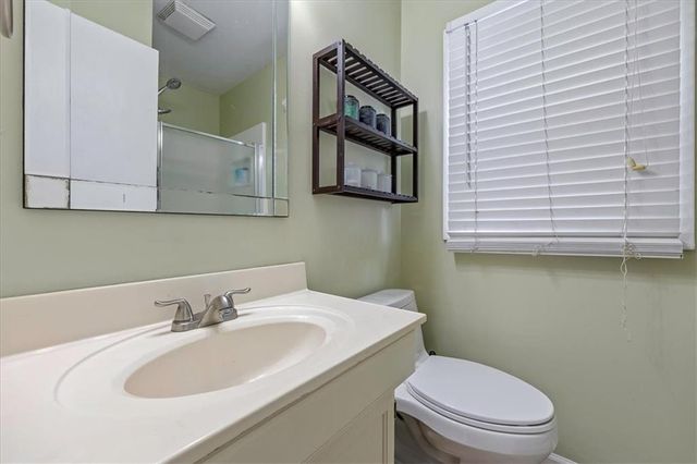 5629 Reeds Road, Mission, KS 66202