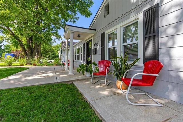 5629 Reeds Road, Mission, KS 66202