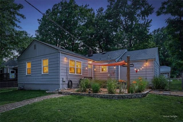 5629 Reeds Road, Mission, KS 66202