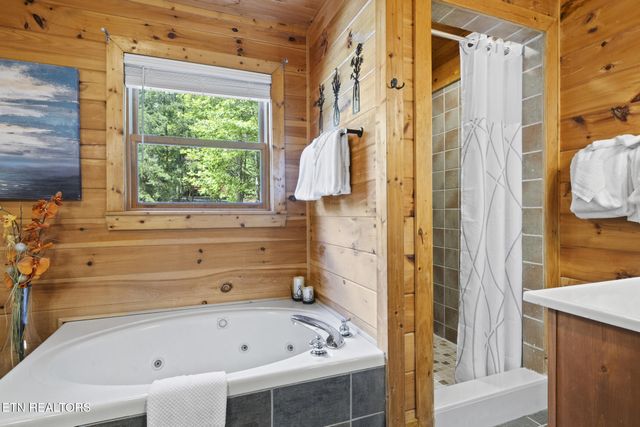 2829 Ridge Creek Circle, Sevierville, TN 37876