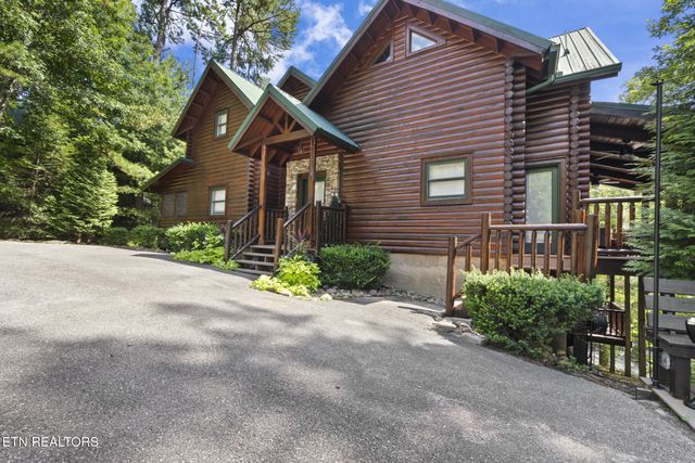 2829 Ridge Creek Circle, Sevierville, TN 37876