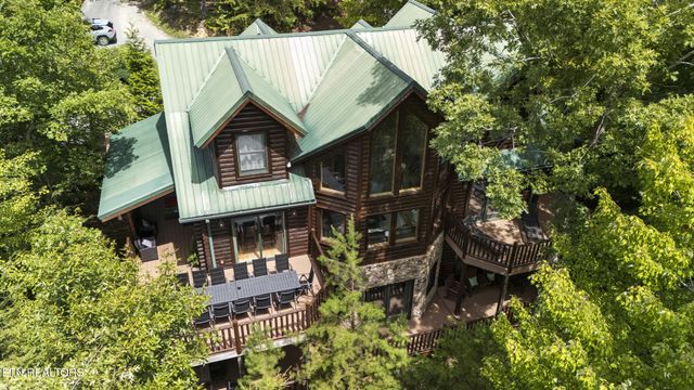 2829 Ridge Creek Circle, Sevierville, TN 37876