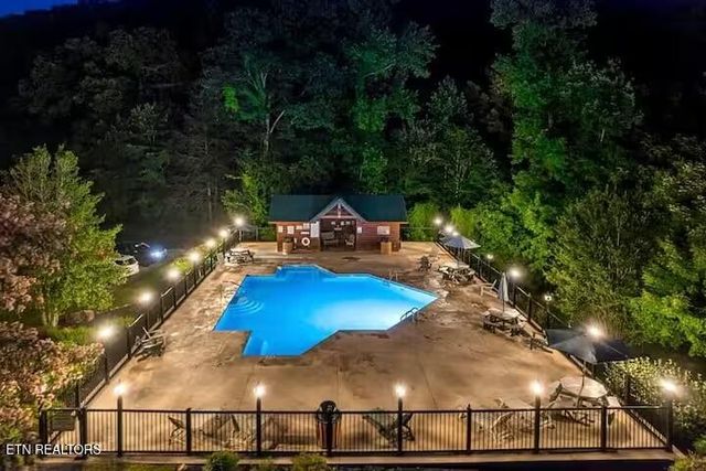 2829 Ridge Creek Circle, Sevierville, TN 37876