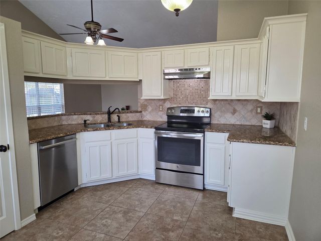 4203 Spinks Creek Lane, Spring, TX 77388