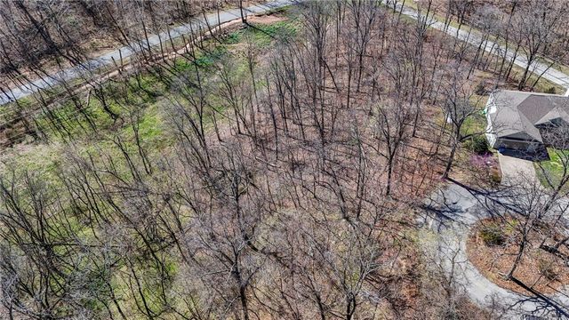 Barkston Lane, Bella Vista, AR 72715