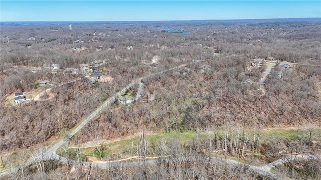 Barkston Lane, Bella Vista, AR 72715