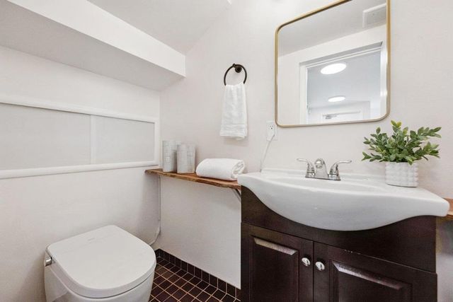 31 Avalon Drive, Daly City, CA 94015