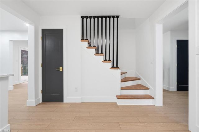 19 Wakefield RD, Newport News, VA 23606