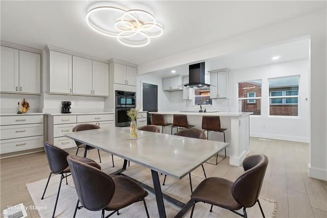 19 Wakefield RD, Newport News, VA 23606