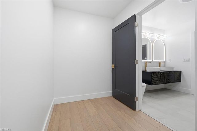 19 Wakefield RD, Newport News, VA 23606