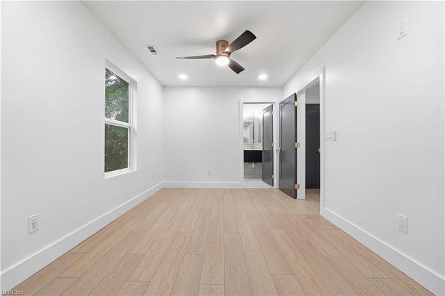 19 Wakefield RD, Newport News, VA 23606