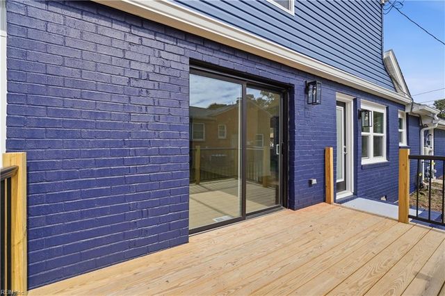 19 Wakefield RD, Newport News, VA 23606