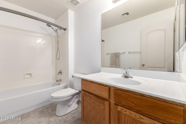 15847 W SAGUARO Lane W, Surprise, AZ 85374