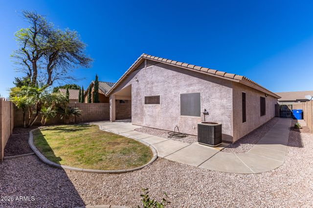 15847 W SAGUARO Lane W, Surprise, AZ 85374