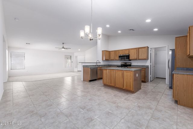 15847 W SAGUARO Lane W, Surprise, AZ 85374