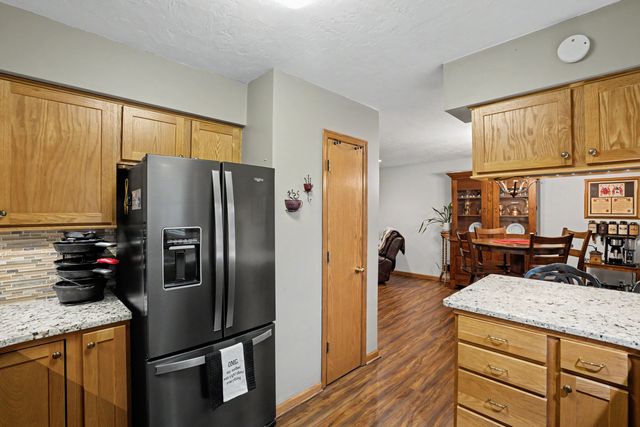 1101 15th Street, Silvis, IL 61282
