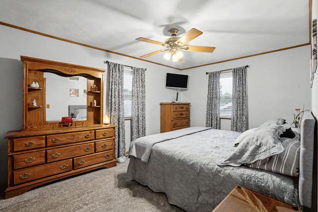 1101 15th Street, Silvis, IL 61282