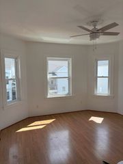 160 Robeson St 3, Fall River, MA 02720