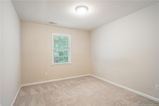 92 Dove Pointe Lane, Clayton, NC 27520