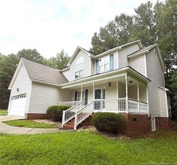 92 Dove Pointe Lane, Clayton, NC 27520