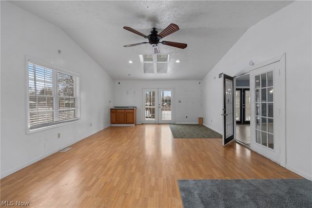 4885 Will Drive, New Franklin, OH 44319