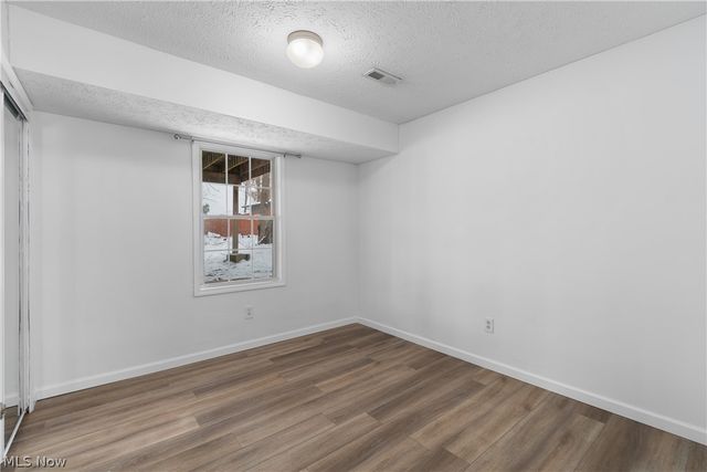 4885 Will Drive, New Franklin, OH 44319