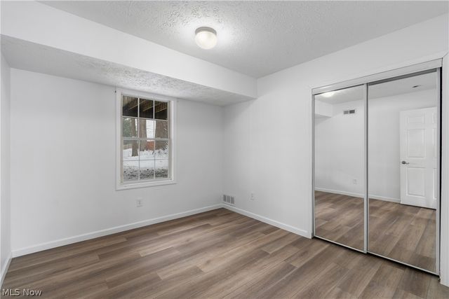 4885 Will Drive, New Franklin, OH 44319