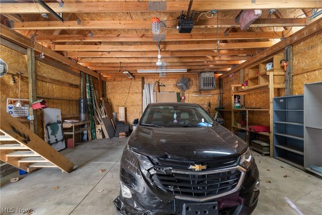 4885 Will Drive, New Franklin, OH 44319