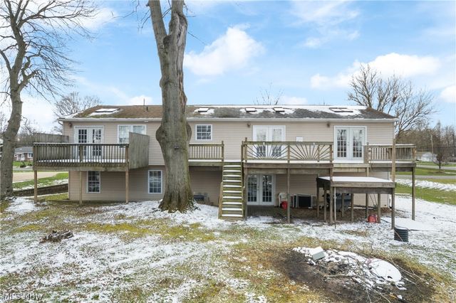 4885 Will Drive, New Franklin, OH 44319